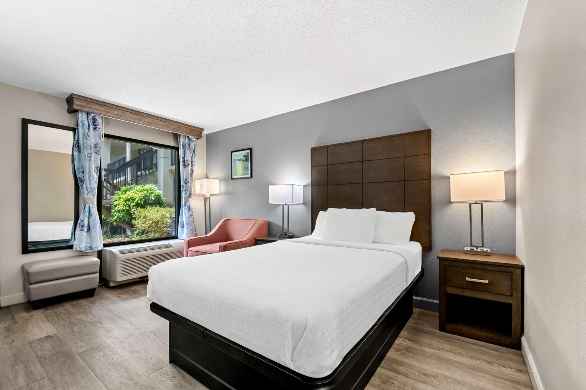 ชัวร์สเตย์ พลัส โฮเต็ล บาย เบสต์เวสเทิร์น เซาเทิร์น ไพน์ ไพน์เฮิสต์ Hotel เซาเธิร์นไพนส์ ภายนอก รูปภาพ